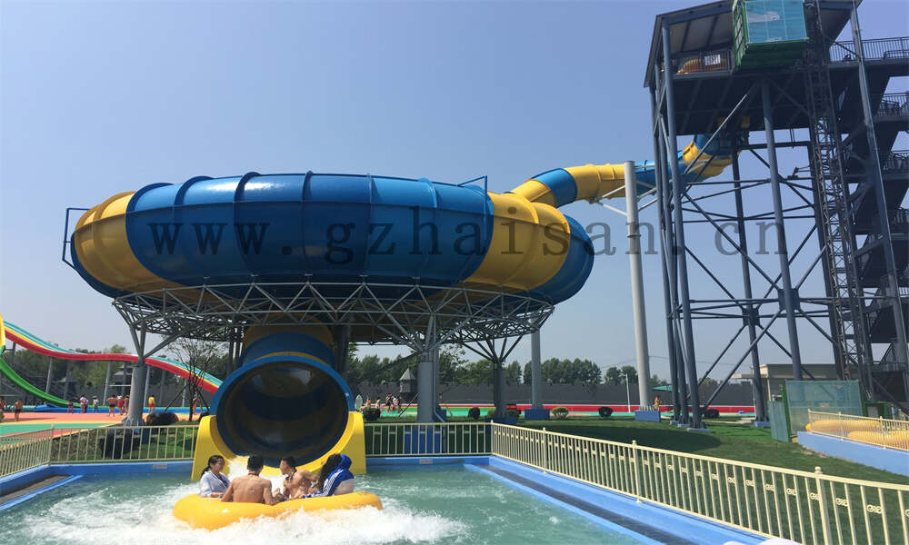 水上乐园的场地清洁和卫生如何保证？